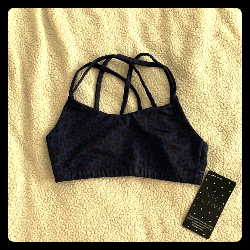 NWT Sports Bra size M